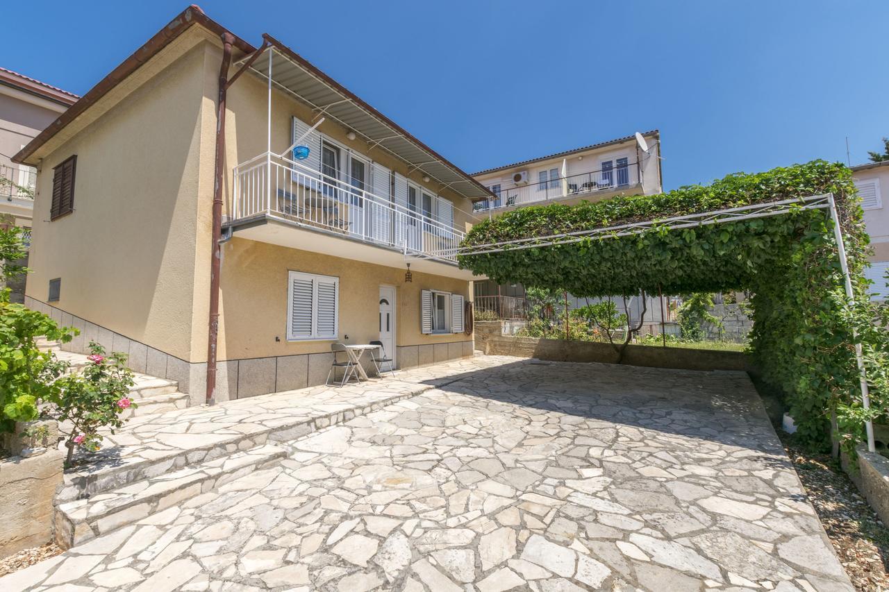 Apartment Hans Primošten Εξωτερικό φωτογραφία