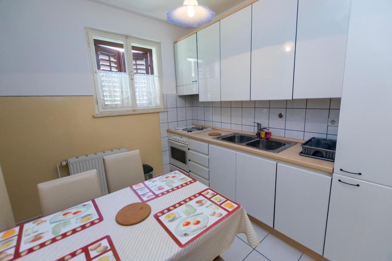 Apartment Hans Primošten Εξωτερικό φωτογραφία