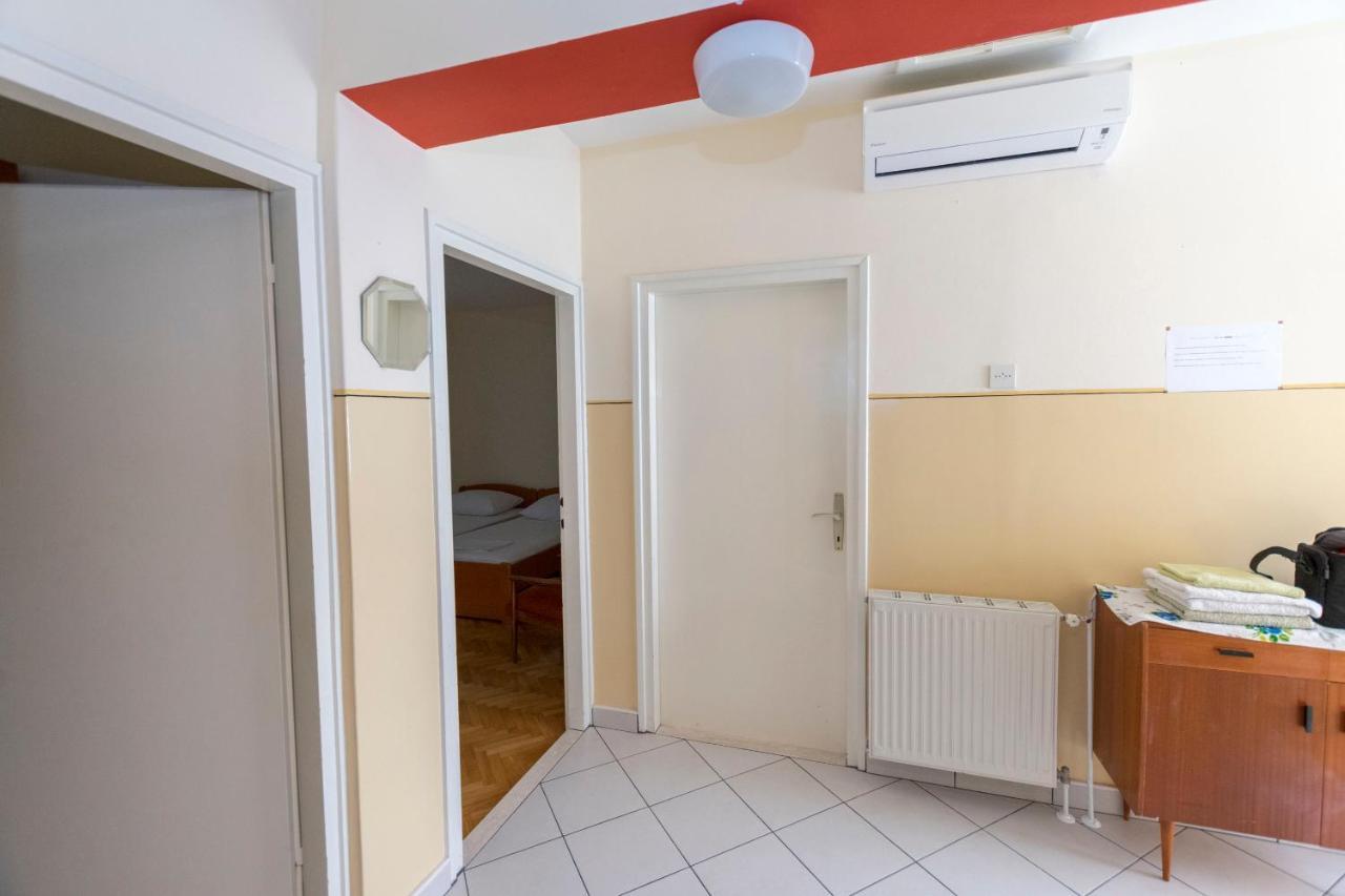 Apartment Hans Primošten Εξωτερικό φωτογραφία