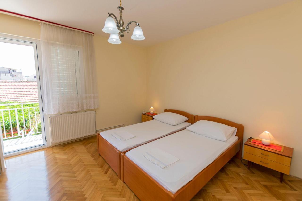 Apartment Hans Primošten Εξωτερικό φωτογραφία